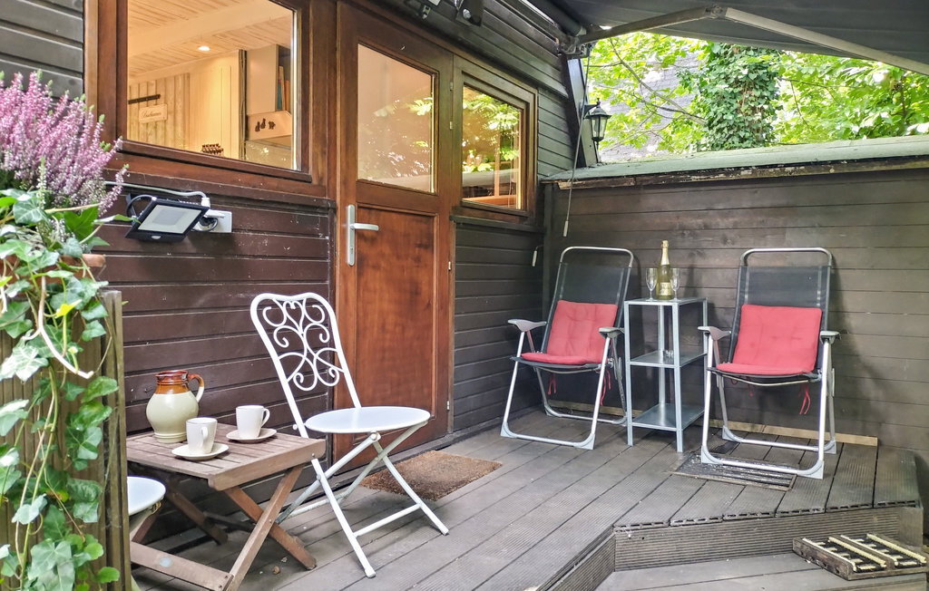 Maison 60 m² dans parc de vacances avec poêle à bois - Photo 2