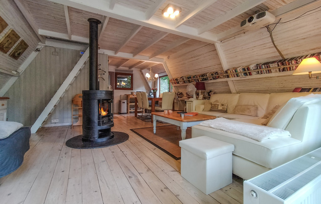 Maison 60 m² dans parc de vacances avec poêle à bois - Photo 4
