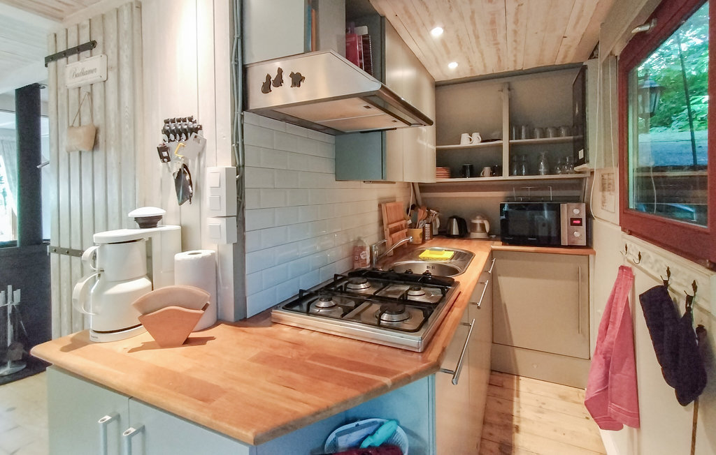 Maison 60 m² dans parc de vacances avec poêle à bois - Photo 7