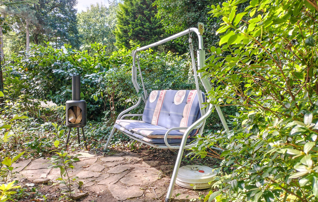 Maison 60 m² dans parc de vacances avec poêle à bois - Photo 9
