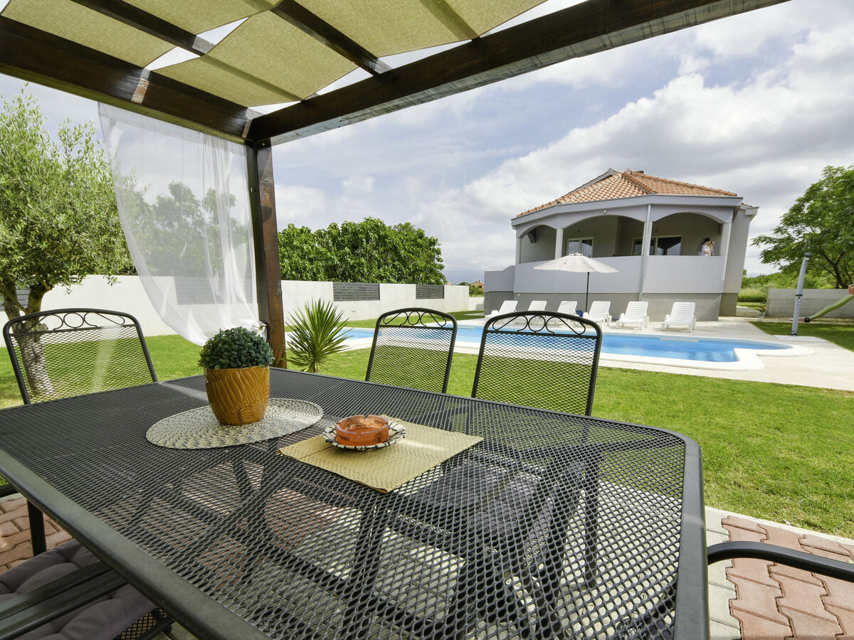 Maison Stipe avec piscine privée à Novigrad - Photo 1