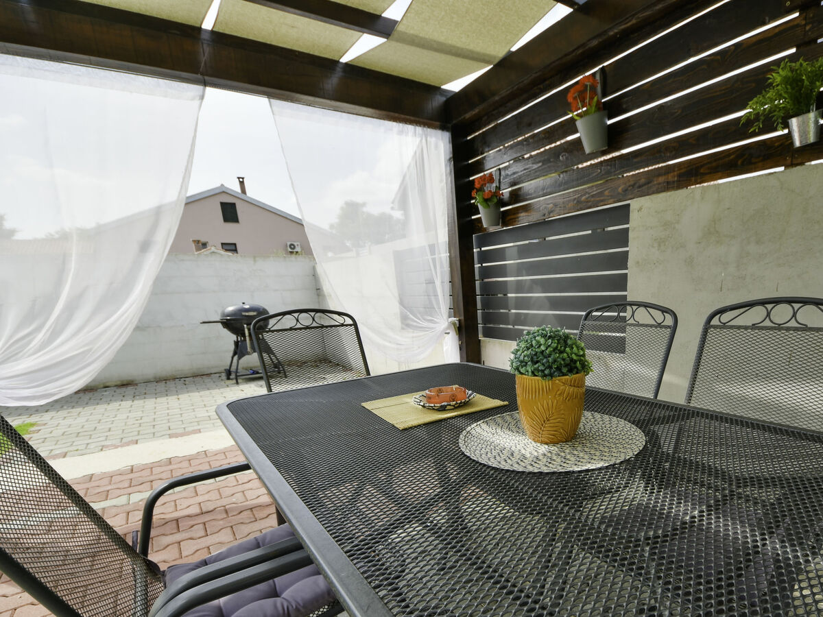 Maison Stipe avec piscine privée à Novigrad - Photo 22