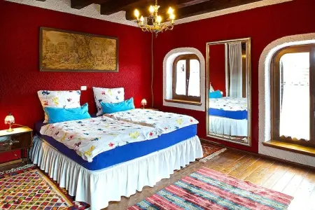 Location gite à Ponte Nelle Alpi, Chalet en Italie avec cheminée alpine