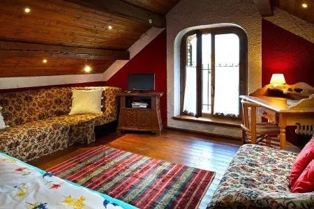 Casa delle Alpi, Chalet en Italie avec cheminée alpine - Photo 18