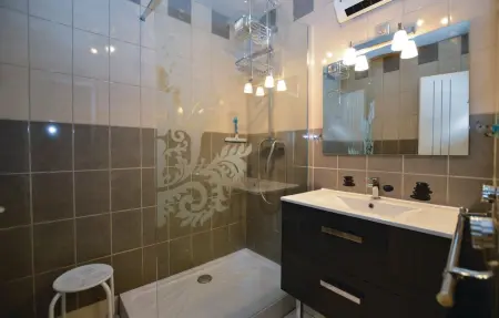 Location Appartement 4 personnes à La Bourboule - Photo 5