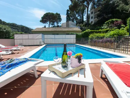 Maison Hector avec piscine près de la plage : photo 2