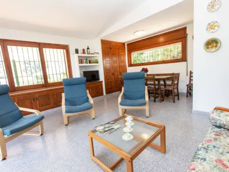Maison Hector avec piscine près de la plage : photo 8