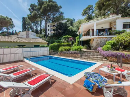 Maison Hector avec piscine près de la plage : photo 17