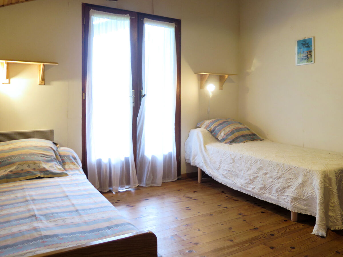 Gîte Cherte, 5 chambres 10 pers. à Uza - Photo 8