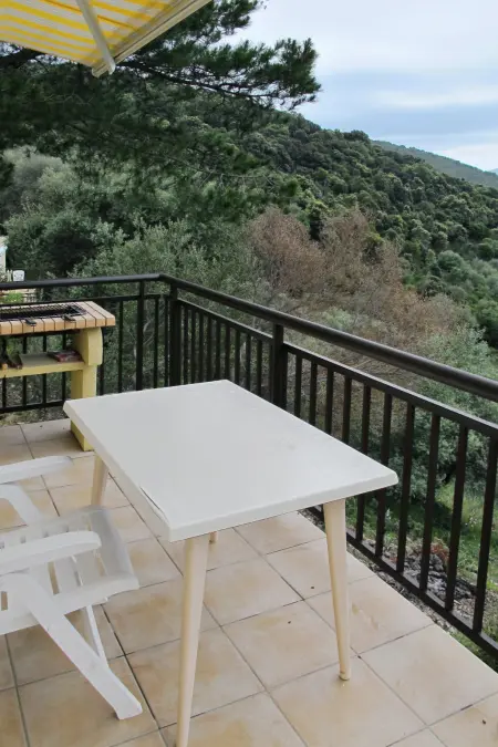 Studio Fougère avec terrasse et vue montagne : photo 13
