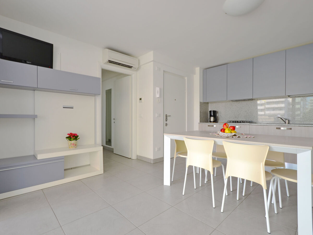 Appartement 8 pers. à 50 m de la plage, Lignano - Photo 9
