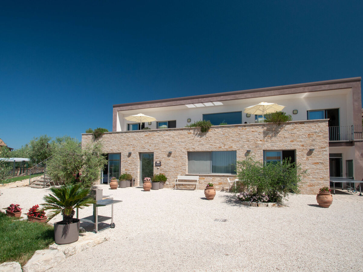 Villa Futura à Todi : 6 chambres, piscine, 16 personnes - Photo 1