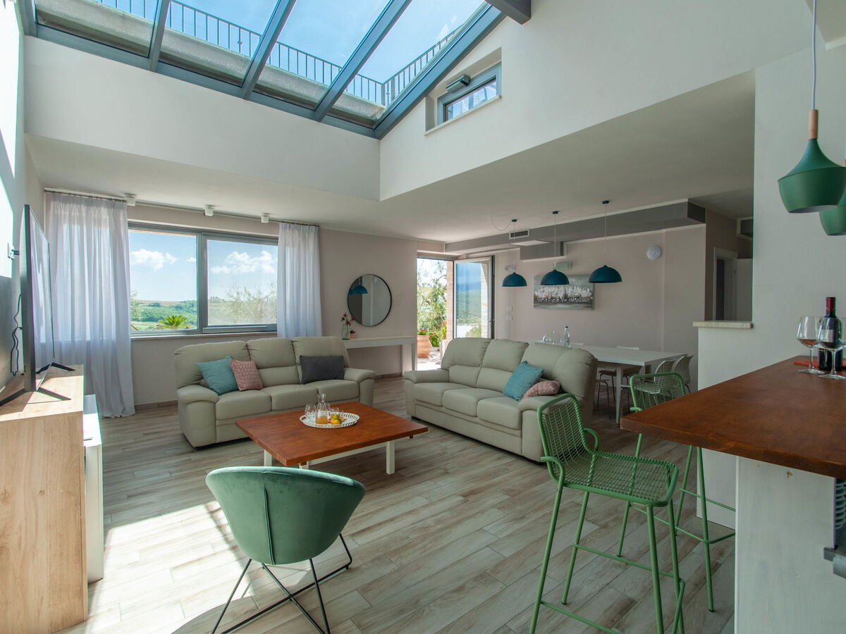 Villa Futura à Todi : 6 chambres, piscine, 16 personnes - Photo 8
