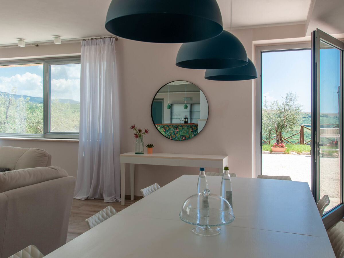 Villa Futura à Todi : 6 chambres, piscine, 16 personnes - Photo 9