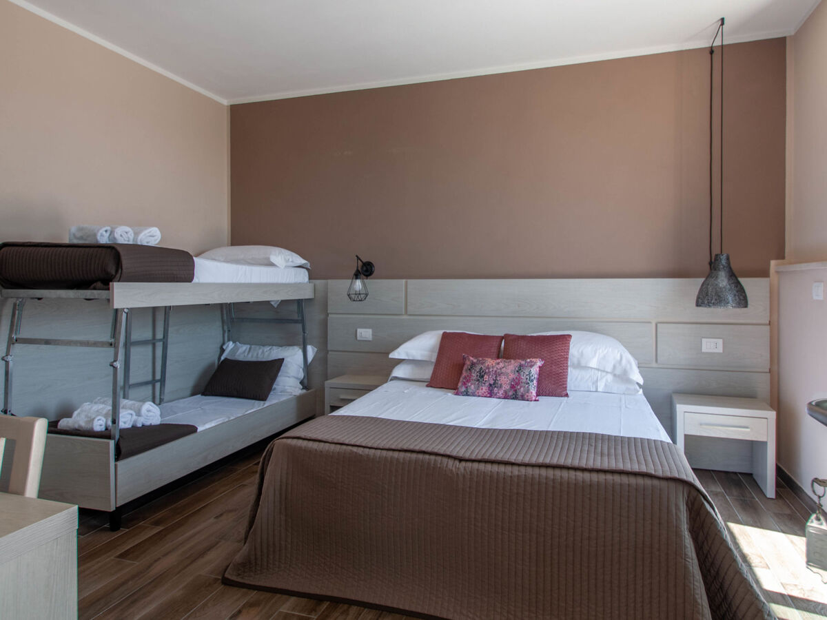 Villa Futura à Todi : 6 chambres, piscine, 16 personnes - Photo 18