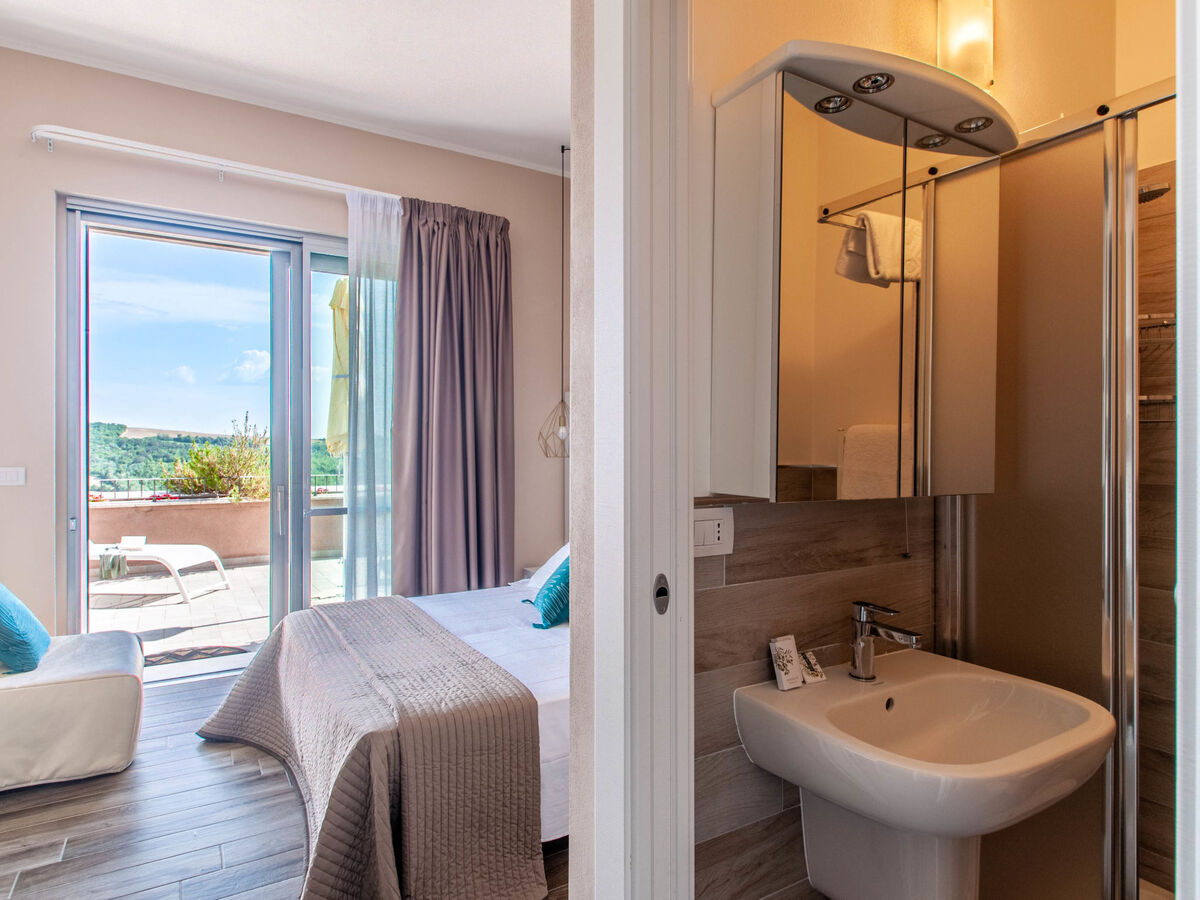 Villa Futura à Todi : 6 chambres, piscine, 16 personnes - Photo 34