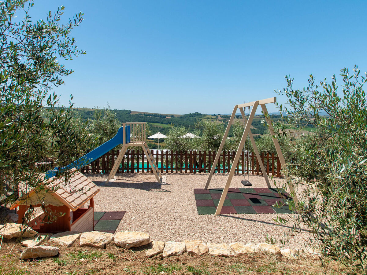 Villa Futura à Todi : 6 chambres, piscine, 16 personnes - Photo 43