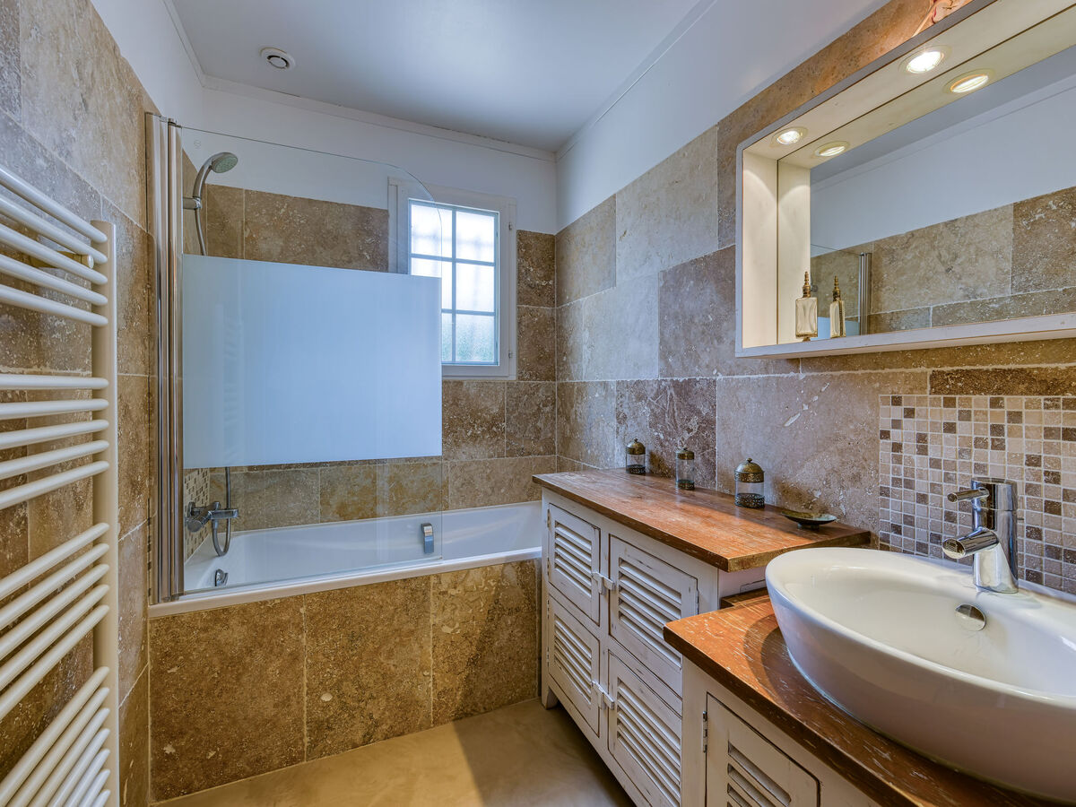 Le Chêne – Maison 3 chambres avec piscine à Sabran - Photo 15