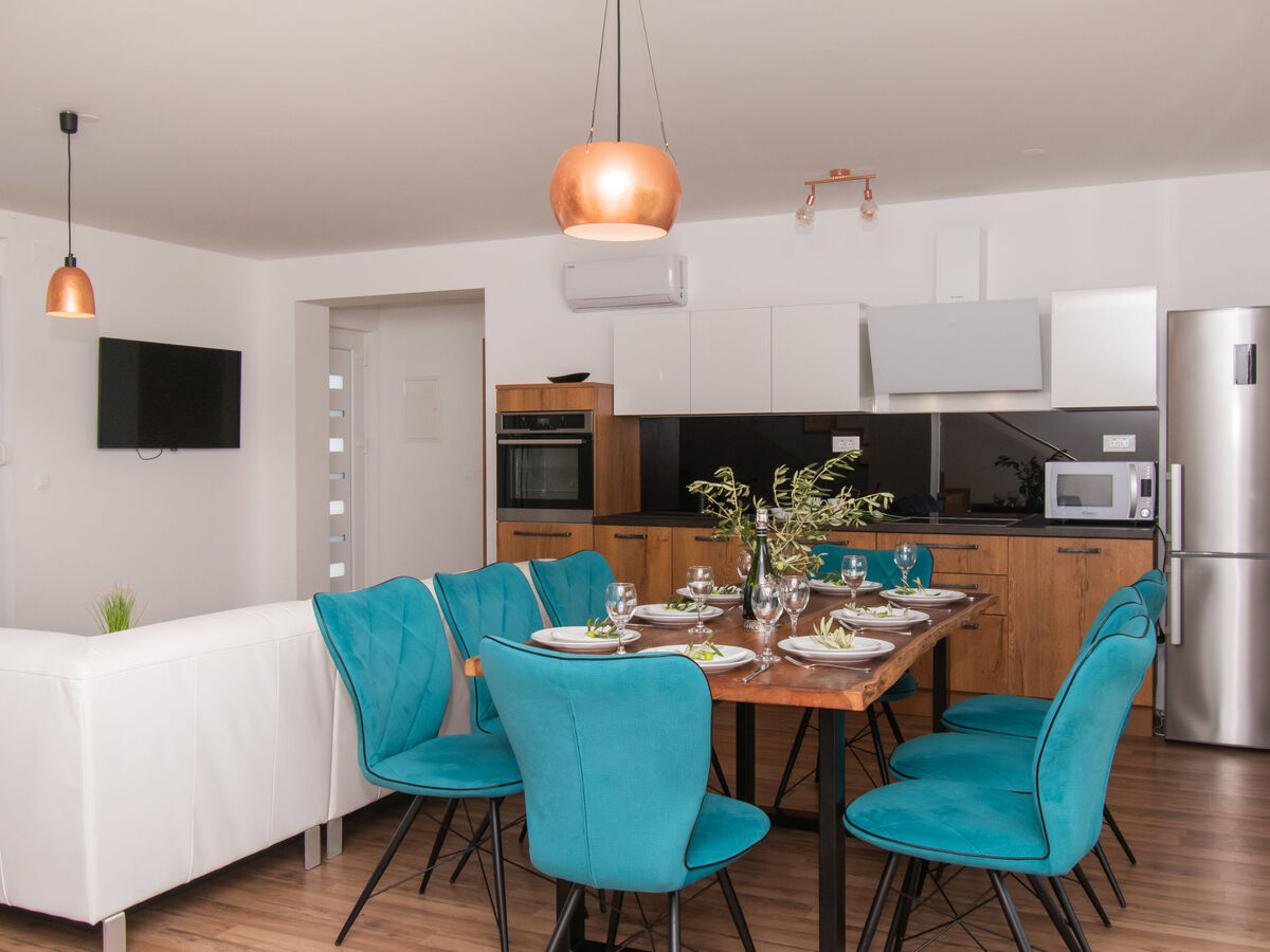 Villa Loreta à Vodice : maison 4 chambres avec piscine privée - Photo 9