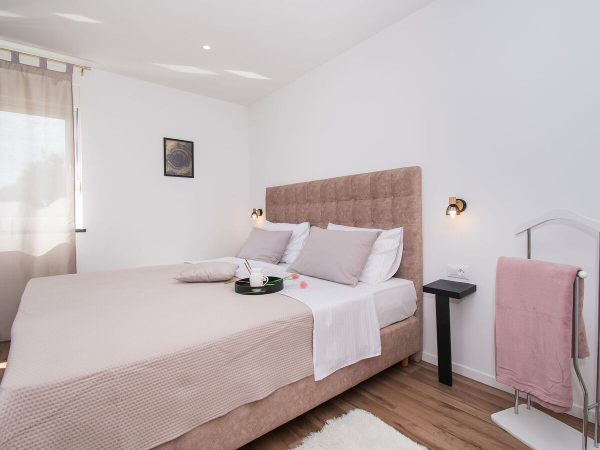 Villa Loreta à Vodice : maison 4 chambres avec piscine privée - Photo 38