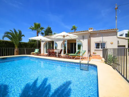 Maison Alma à Calpe – piscine, 2 terrasses, vue mer : photo 5