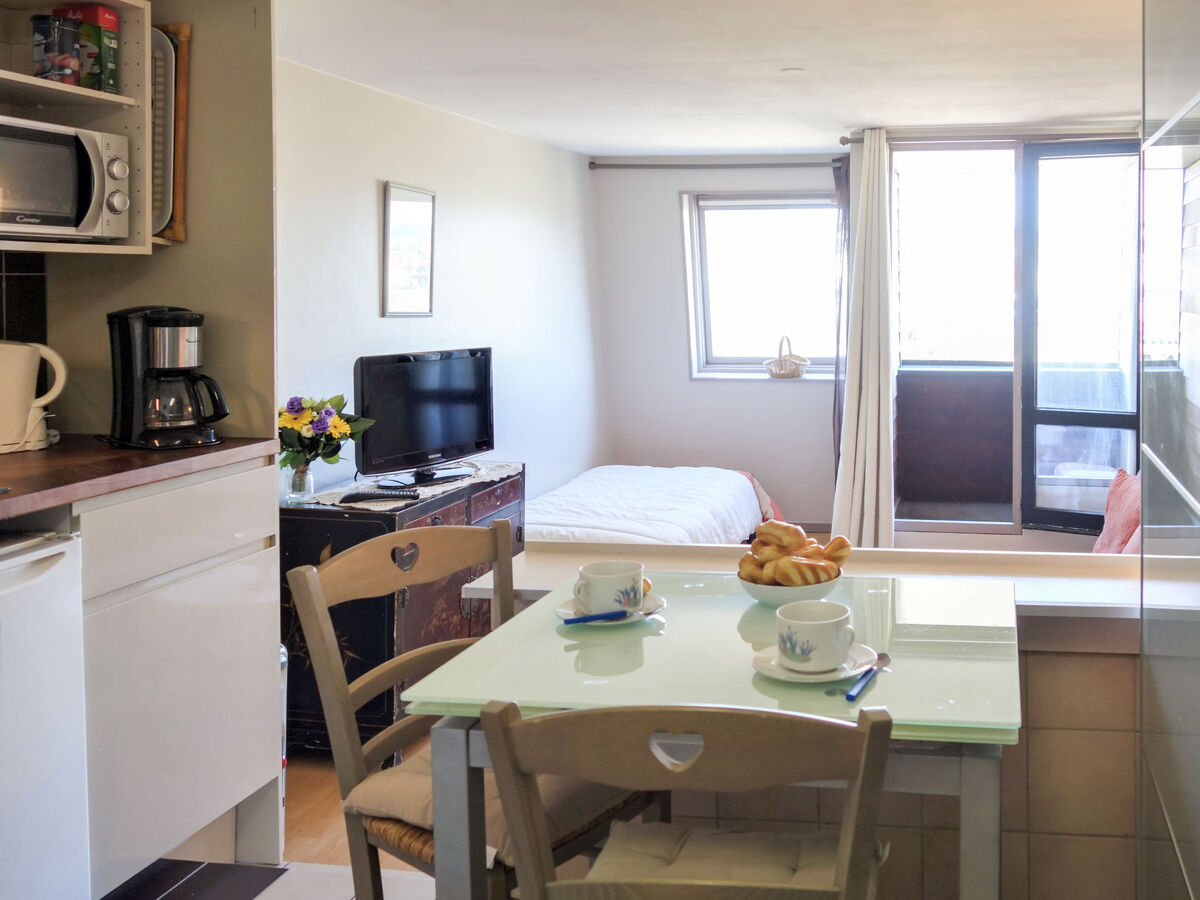 Studio vue mer et canal à Deauville, balcon au 5e étage - Photo 8