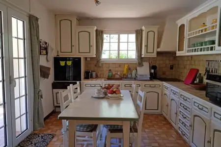 Villa La Rosalie – 9 pers., piscine privée à La Tour-sur-Orb : photo 3