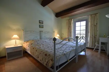 Villa La Rosalie – 9 pers., piscine privée à La Tour-sur-Orb : photo 4