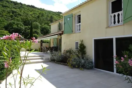Villa La Rosalie – 9 pers., piscine privée à La Tour-sur-Orb : photo 7