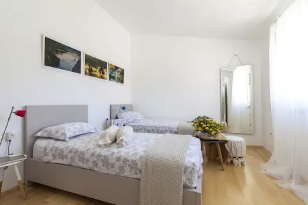 Villa B&B, Charmante Villa avec Piscine - Photo 19