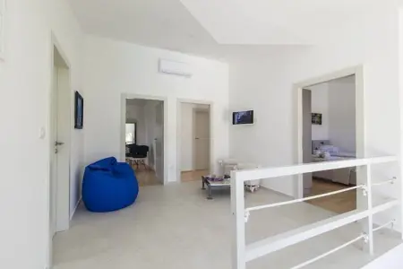 Villa B&B, Charmante Villa avec Piscine - Photo 22