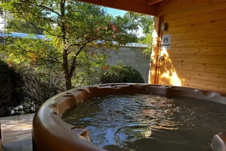 Location gite à Houyet, Ferme avec piscine intérieure