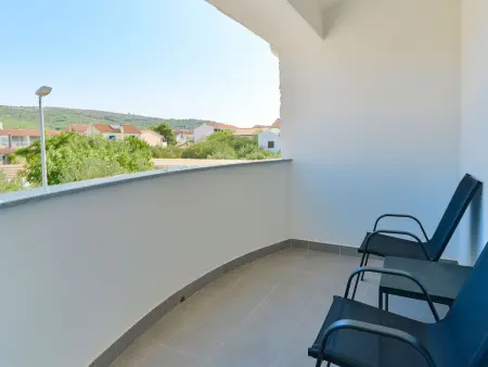 Maison East - 4 chambres, piscine chauffée à Tribunj : photo 33