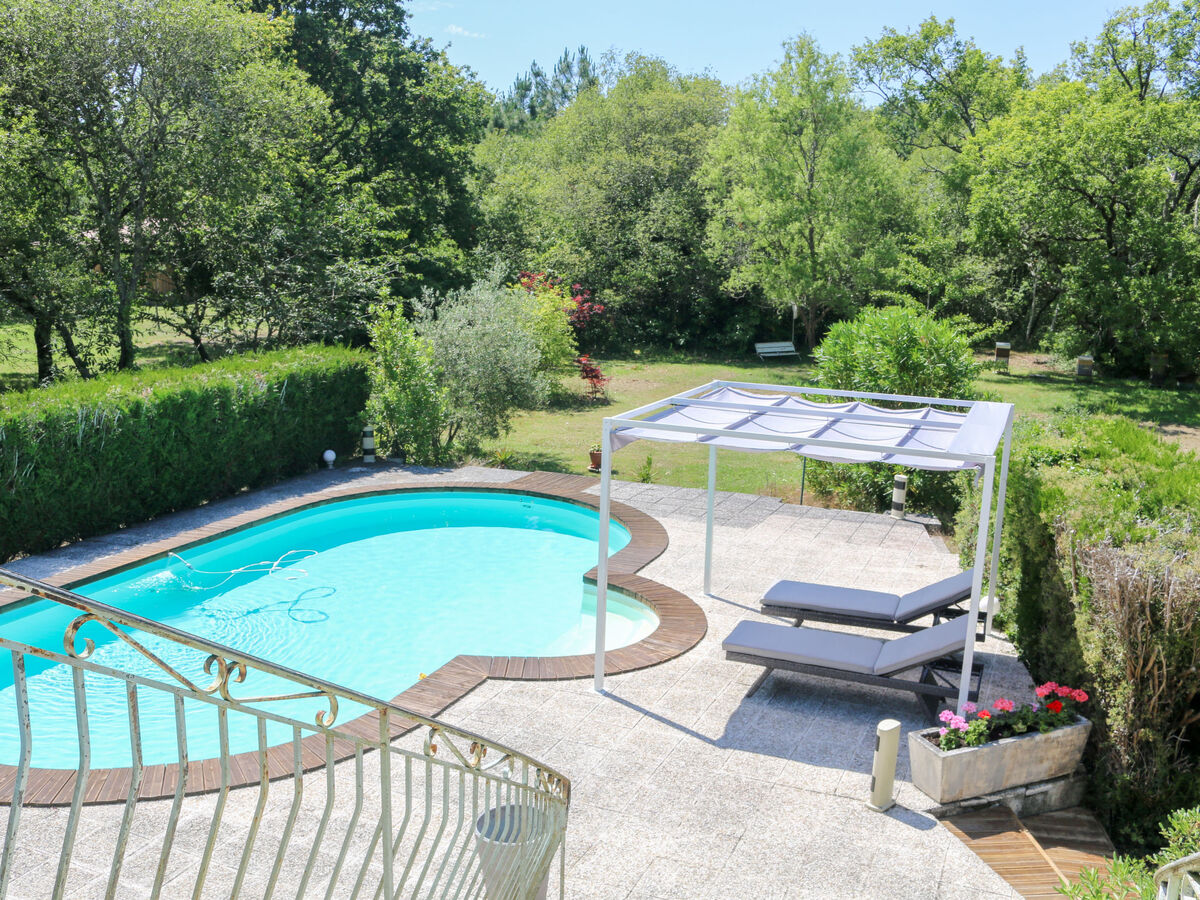 Maison Crabot – 150 m² avec piscine privée à Saint-Vivien-de-Médoc - Photo 5