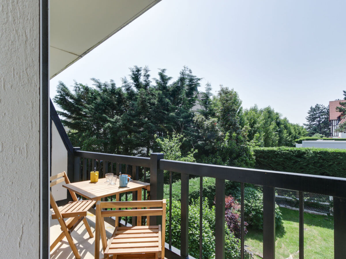 Studio avec balcon sud près de l'hippodrome, Deauville - Photo 1