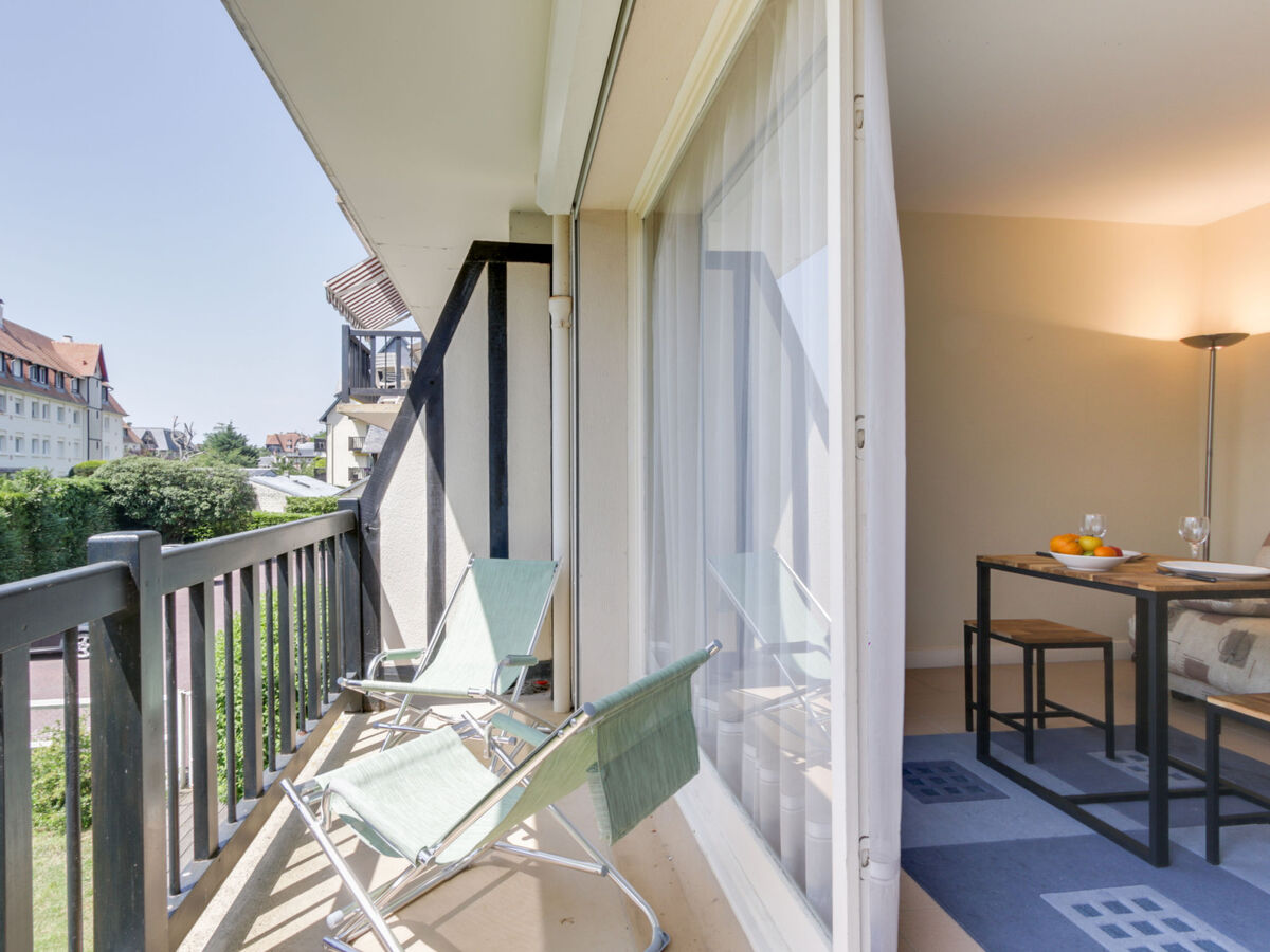 Studio avec balcon sud près de l'hippodrome, Deauville - Photo 2