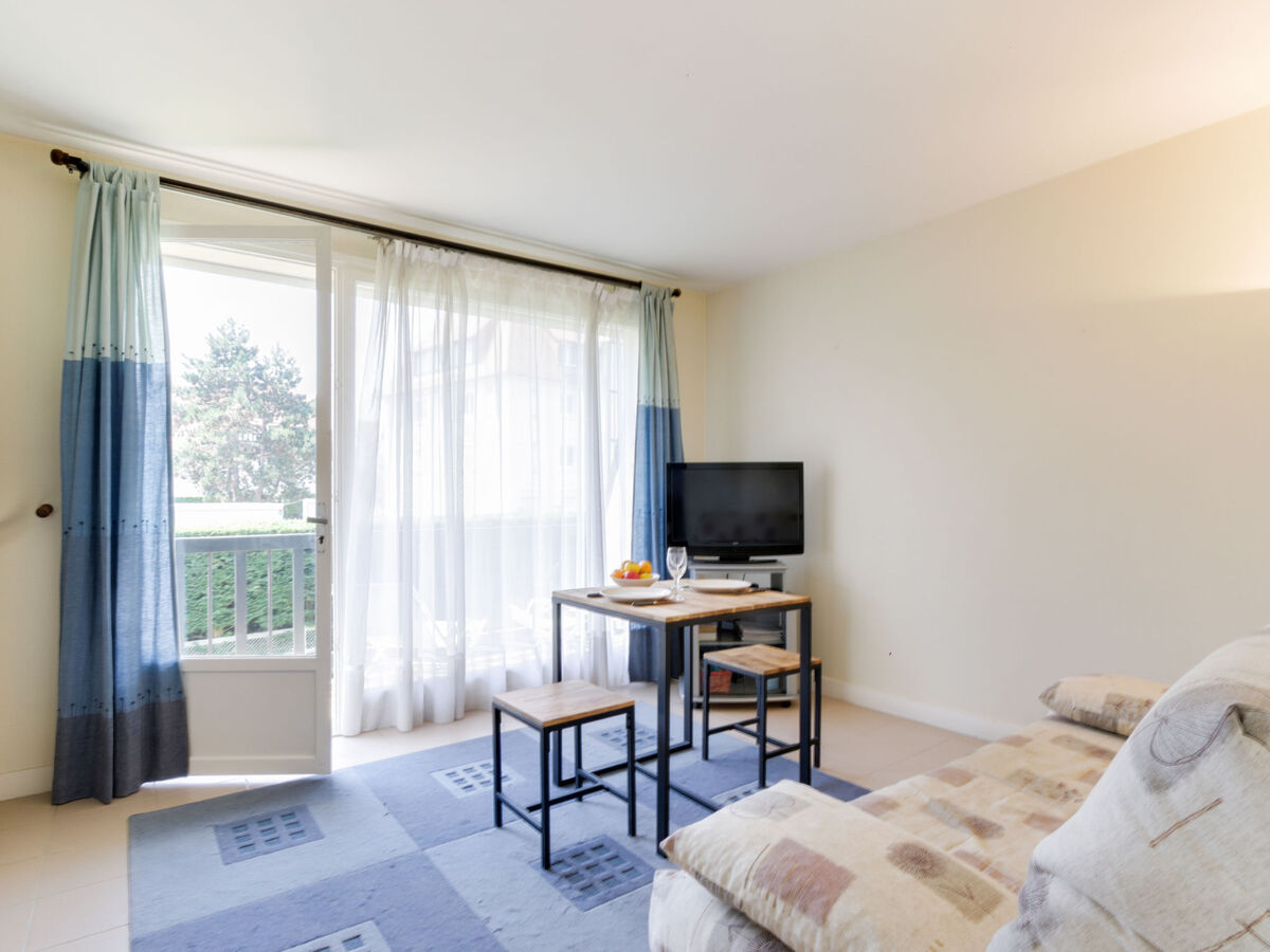 Studio avec balcon sud près de l'hippodrome, Deauville - Photo 3