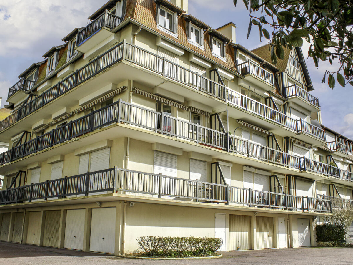 Studio avec balcon sud près de l'hippodrome, Deauville - Photo 13