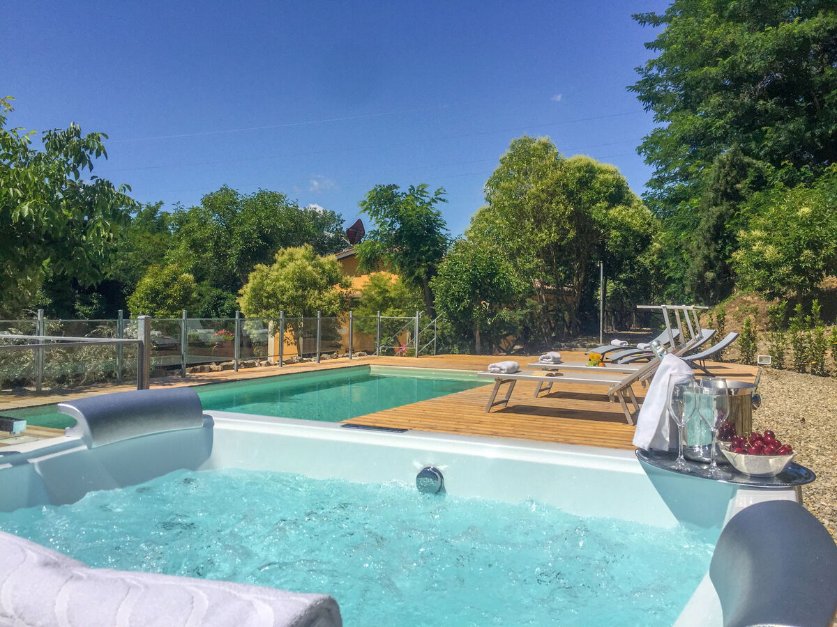 Villa Lavinia – Gîte 12 pers. avec piscine à Montevarchi - Photo 1