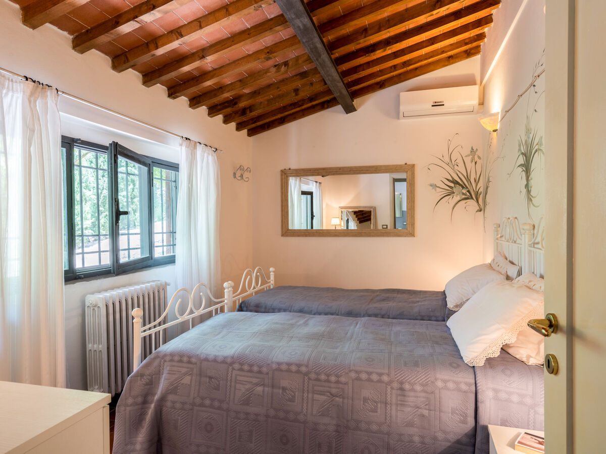 Villa Lavinia – Gîte 12 pers. avec piscine à Montevarchi - Photo 15