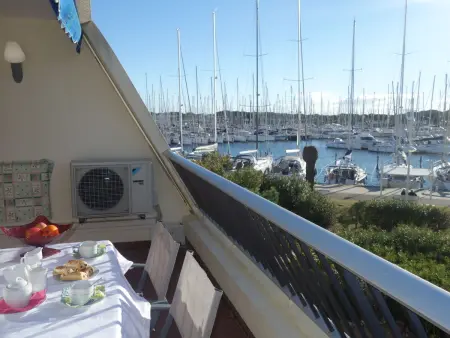 Appartement 2 pièces avec terrasse vue port à Port Camargue : photo 12