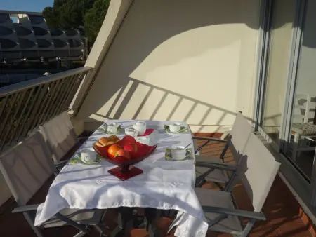 Appartement 2 pièces avec terrasse vue port à Port Camargue : photo 13
