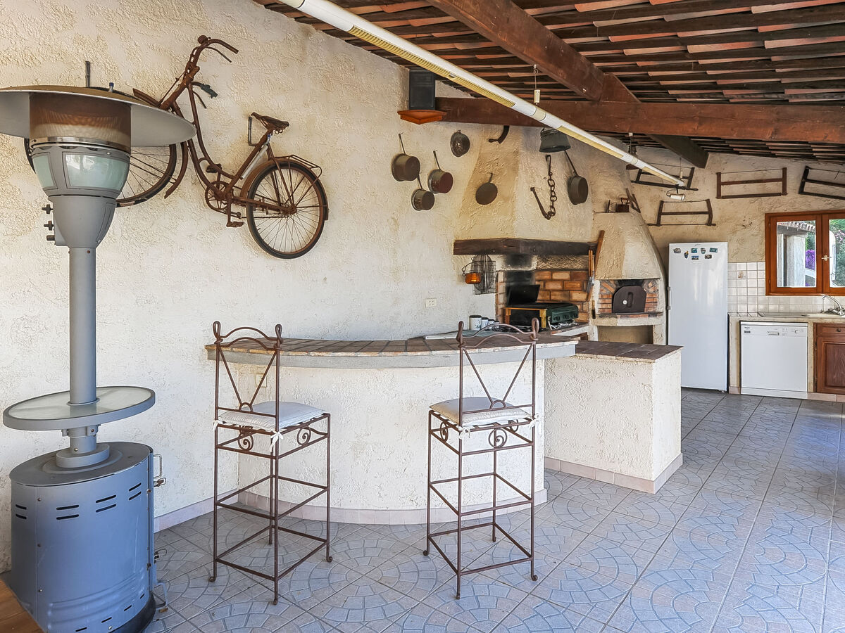 Nicoleine, maison 6 pièces avec piscine à Cagnes-sur-Mer - Photo 14