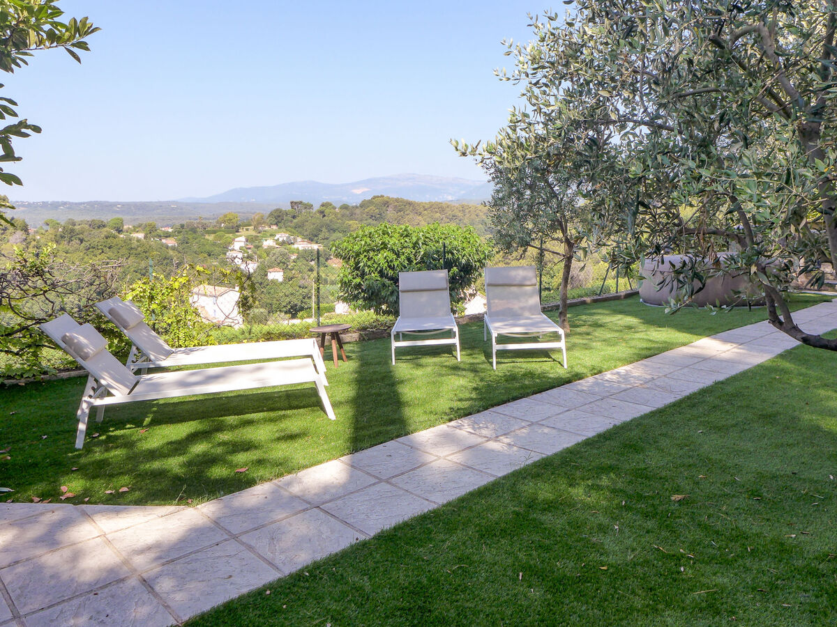Nicoleine, maison 6 pièces avec piscine à Cagnes-sur-Mer - Photo 17