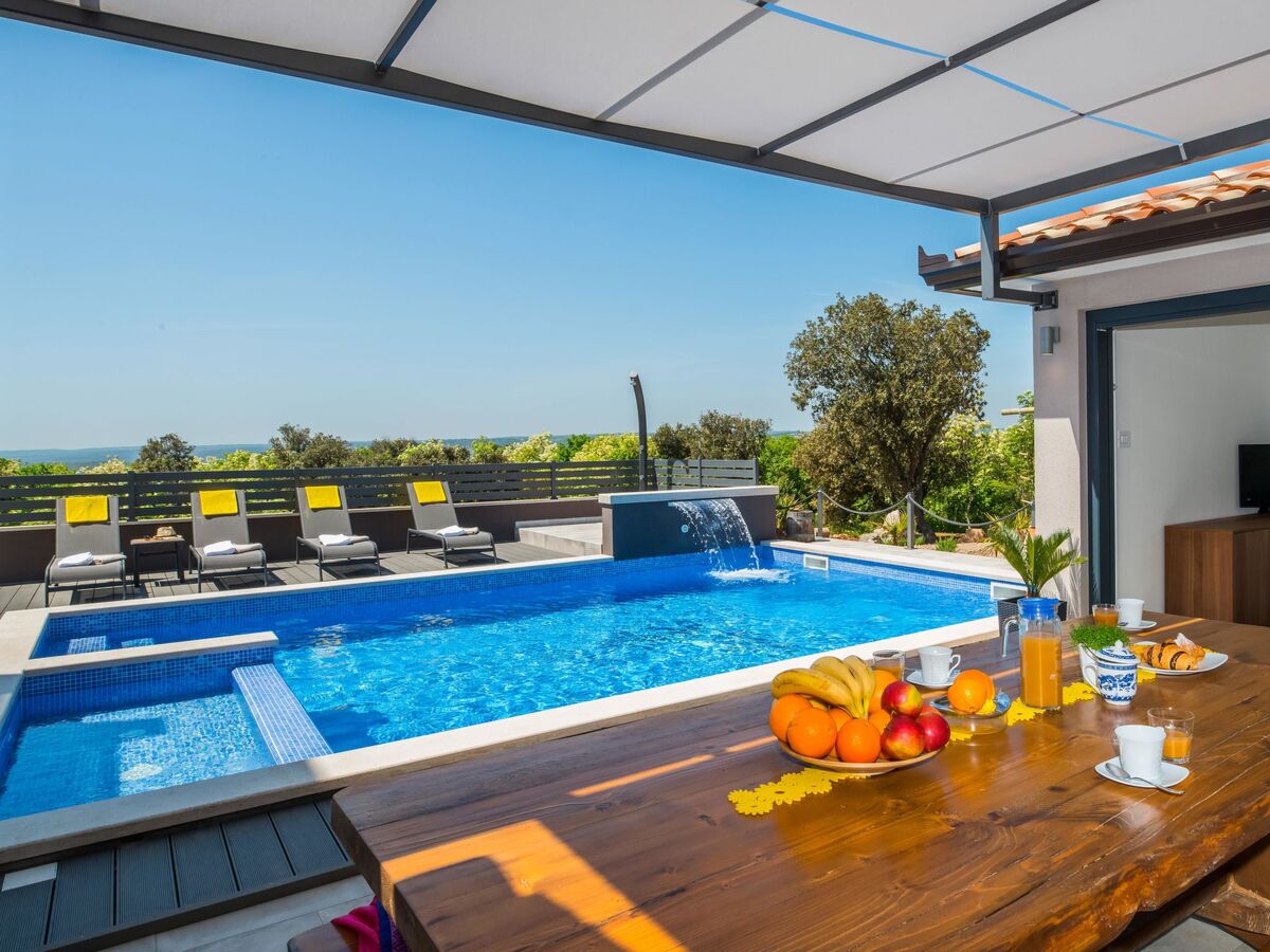 Villa A.R.T. avec spa et piscine privée à Labin - Photo 3