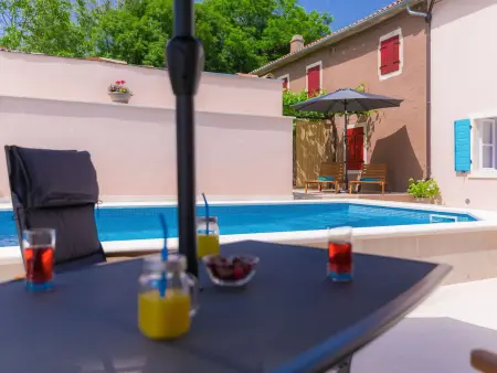Mala Mare – Maison rénovée 4 pers. piscine privée : photo 14