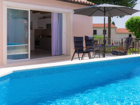 Mala Mare – Maison rénovée 4 pers. piscine privée : photo 15