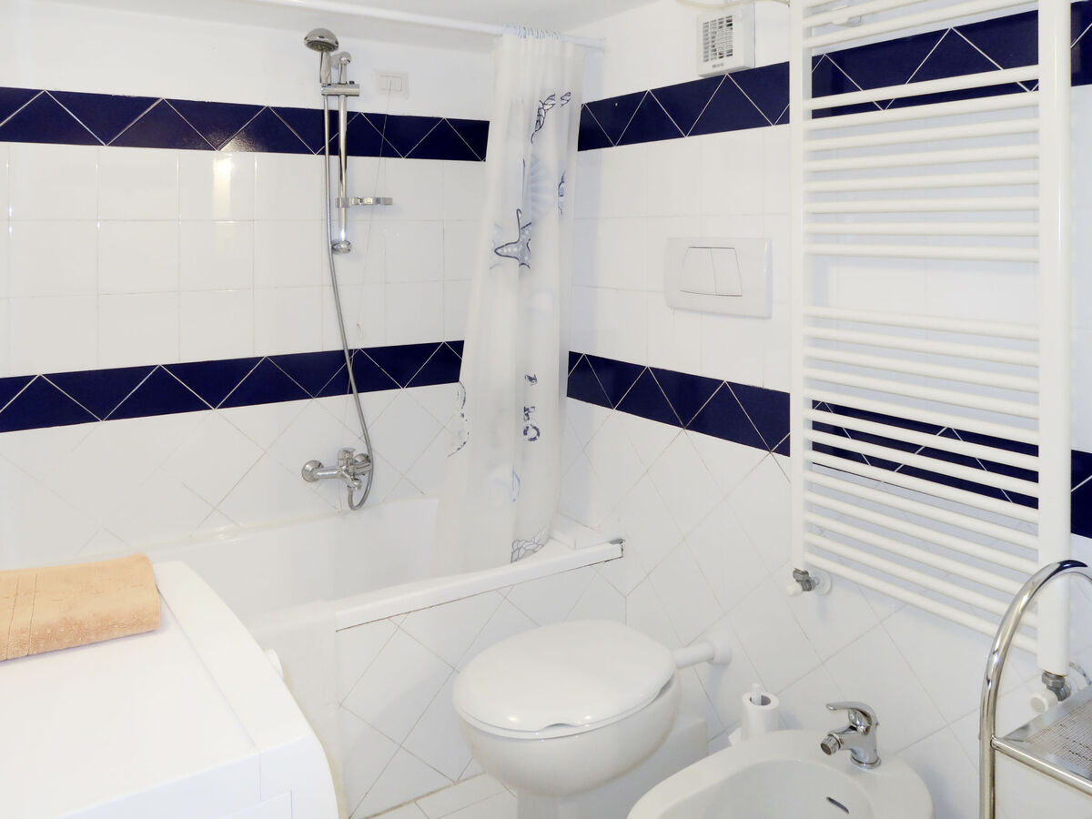 Villa Veranda – maison avec vue mer panoramique à Sanremo - Photo 17
