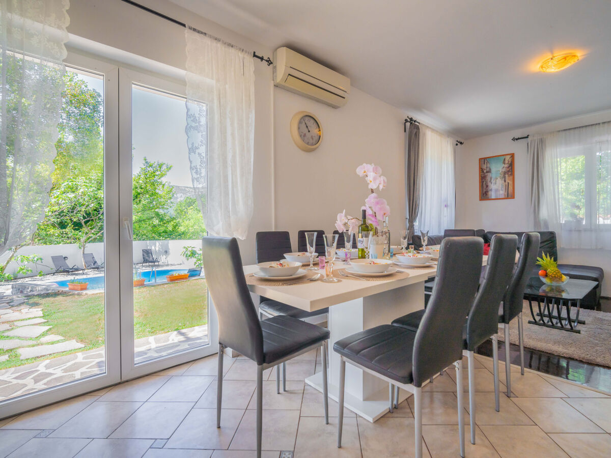 Maison Ivona : piscine privée et terrasse 9 km de la mer - Photo 13