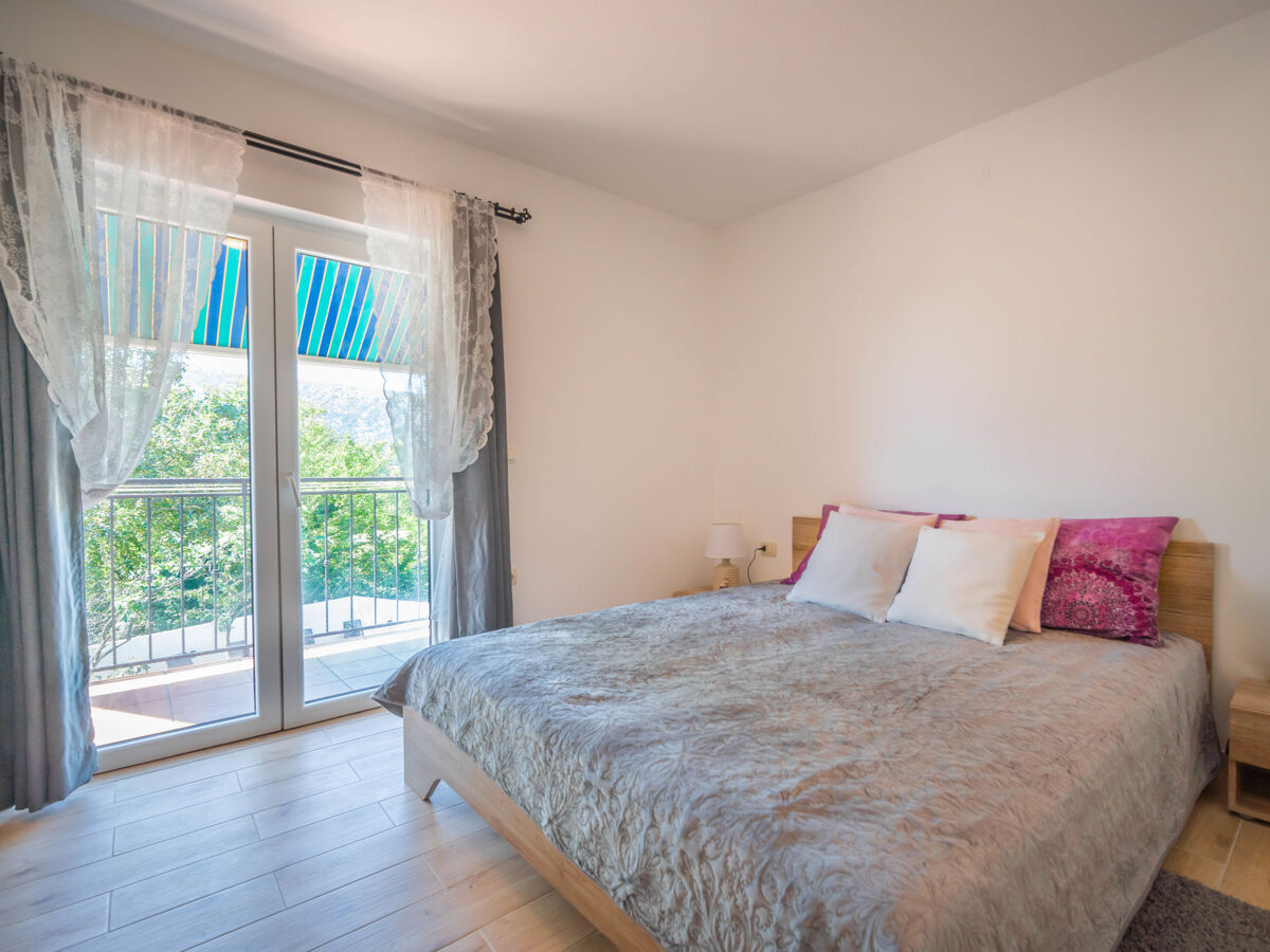 Maison Ivona : piscine privée et terrasse 9 km de la mer - Photo 18